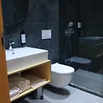 Mece Hotell Tirana