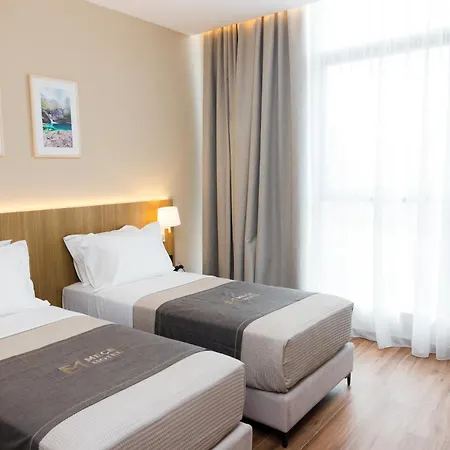 Mece 4* Tirana