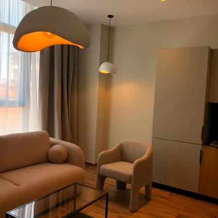 Mece Tirana